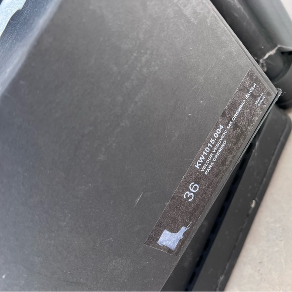 YEEZY SZ 2 BOOTS - Picture 5 of 8